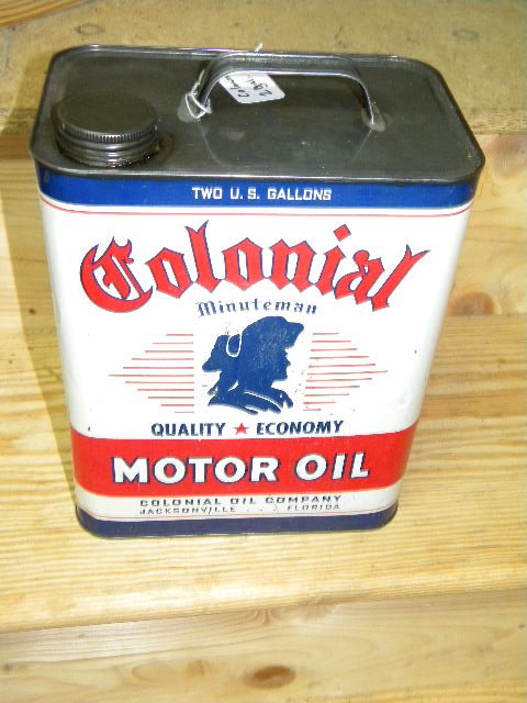 $SOLD Colonial 2 Gallon Can with Minuteman Graphics