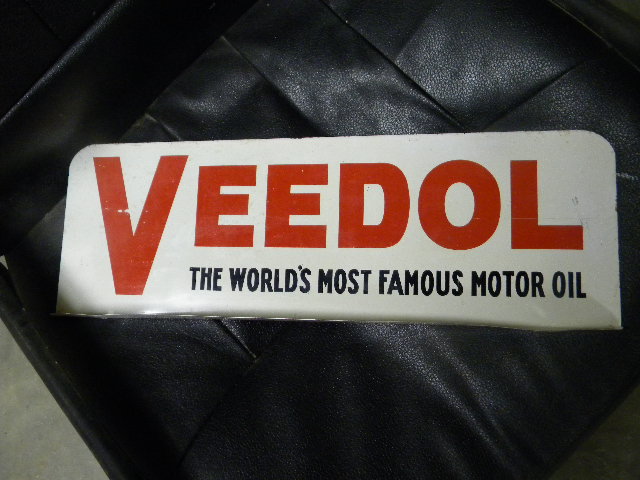 $OLD Veedol DST Oil Can Rack Topper Sign