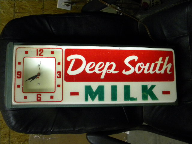 $OLD Deep South Milk Dairy Light Up Clock Sign