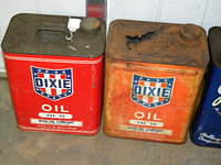$OLD Dixie 2 Gallon Oil cans